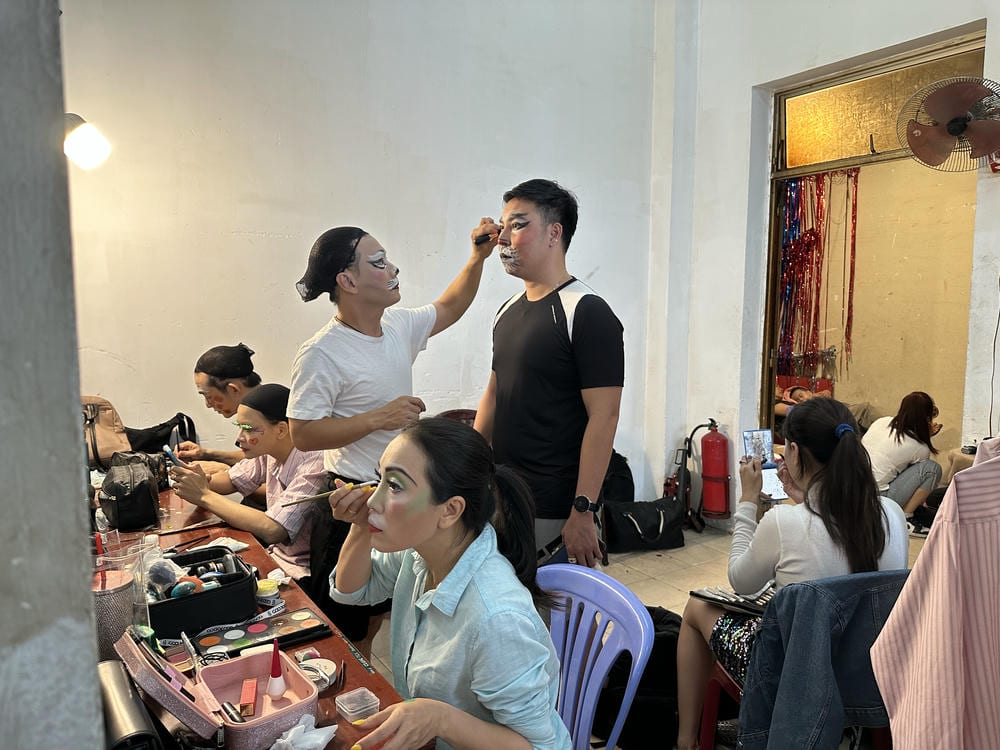 Hình ảnh hậu trường