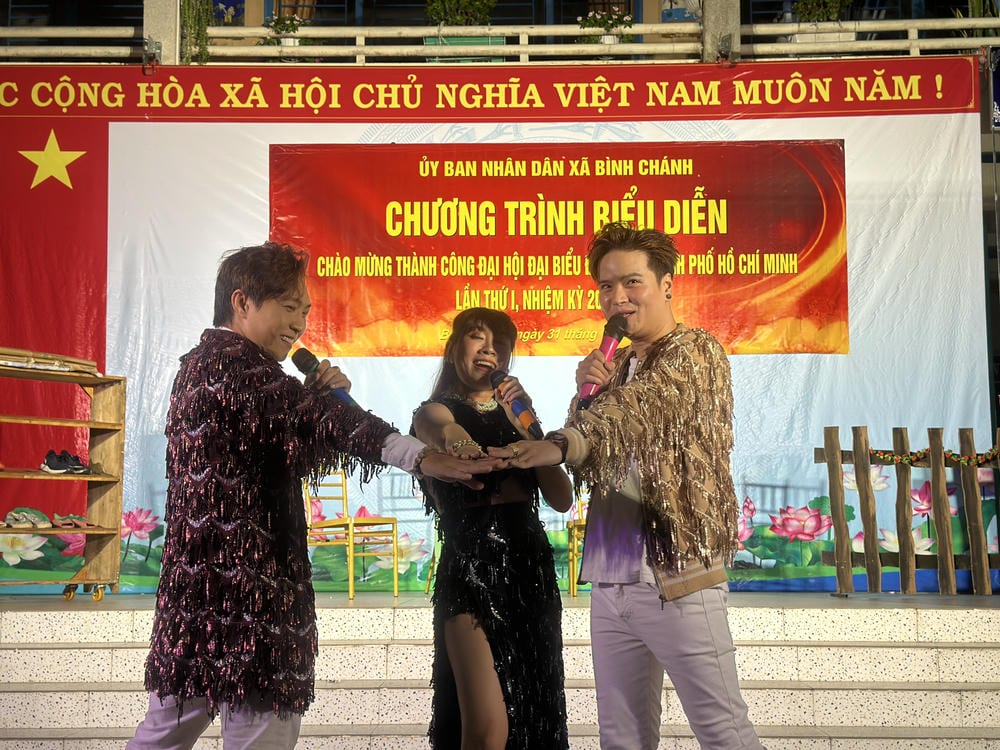 Chương trình nghệ thuật chào mừng thành công Đại hội Đảng bộ Thành phố Hồ Chí Minh lần thứ I nhiệm kỳ năm 2025 - 2030 tại Bình Chánh