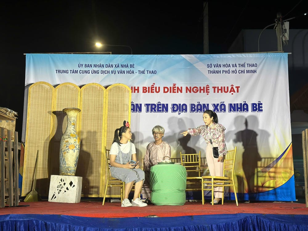 Chương trình biểu diễn nhà Bè