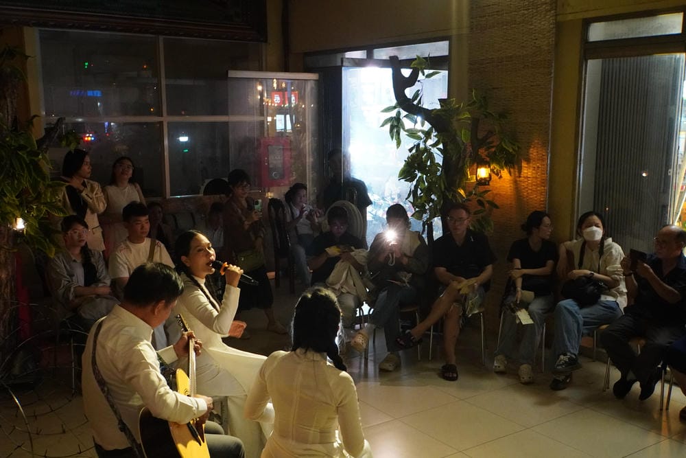 Thanh gươm và bà mẹ