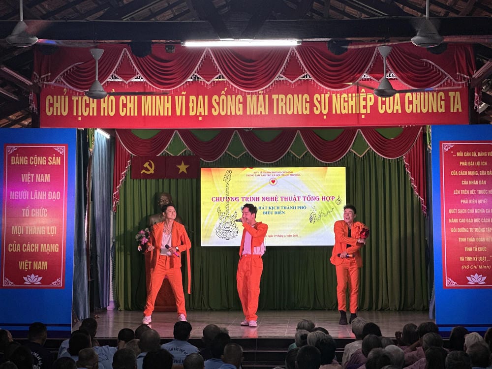 Chương trình nghệ thuật tổng hợp tại phường Chánh Phú Hòa