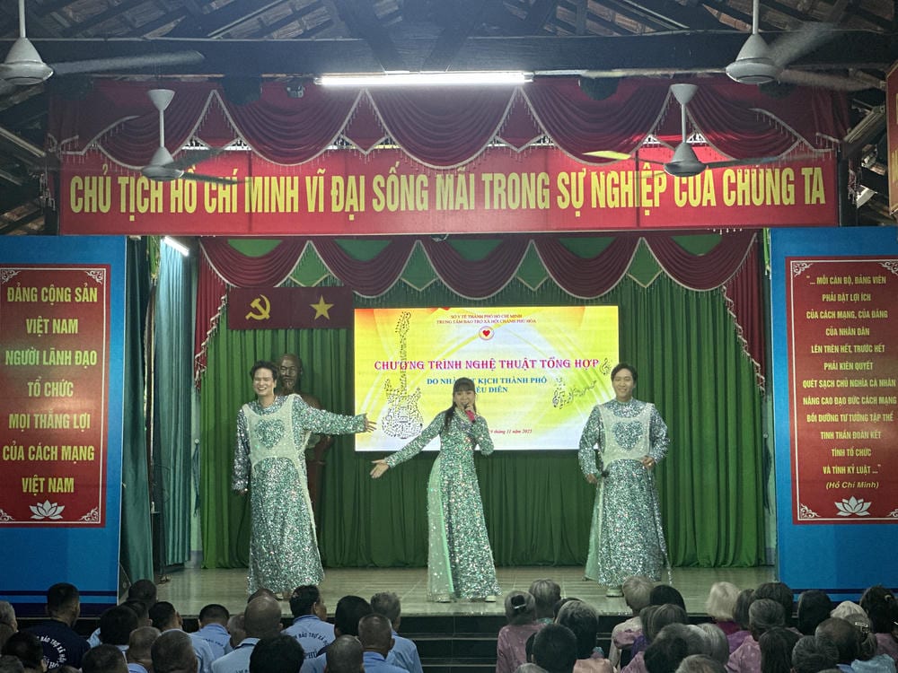 Chương trình nghệ thuật tổng hợp tại phường Chánh Phú Hòa