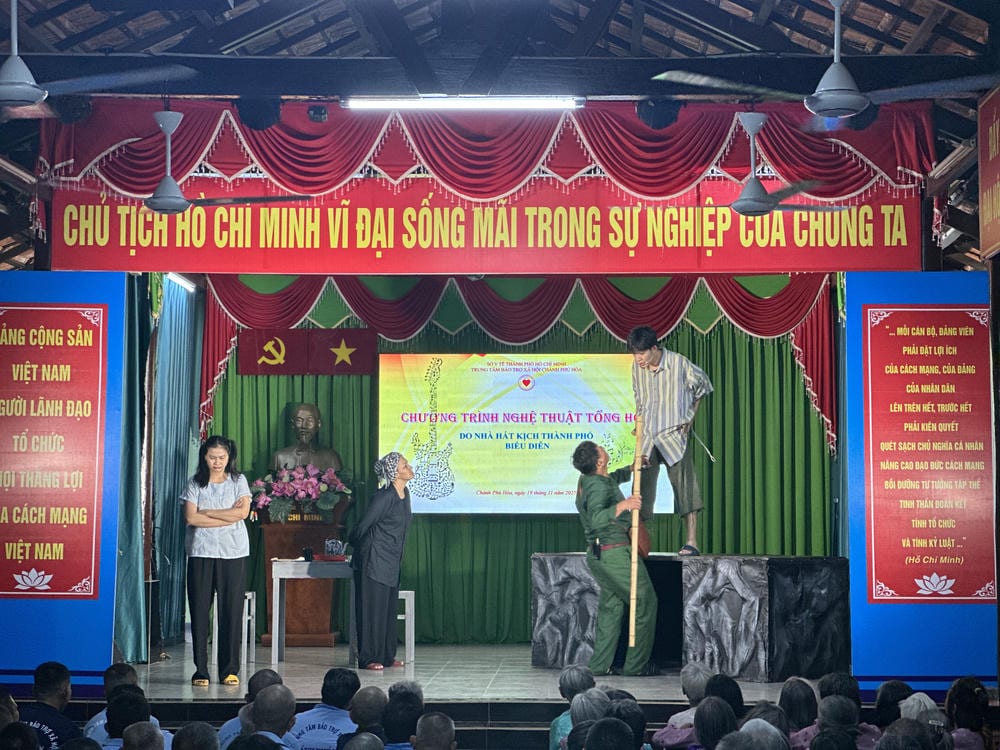 Chương trình nghệ thuật tổng hợp tại phường Chánh Phú Hòa
