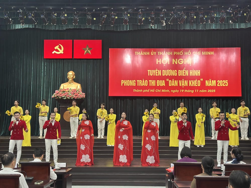 CT Hội nghị tuyên dương điển hình phòng trài thi đua Dân Vận Khéo năm 2025