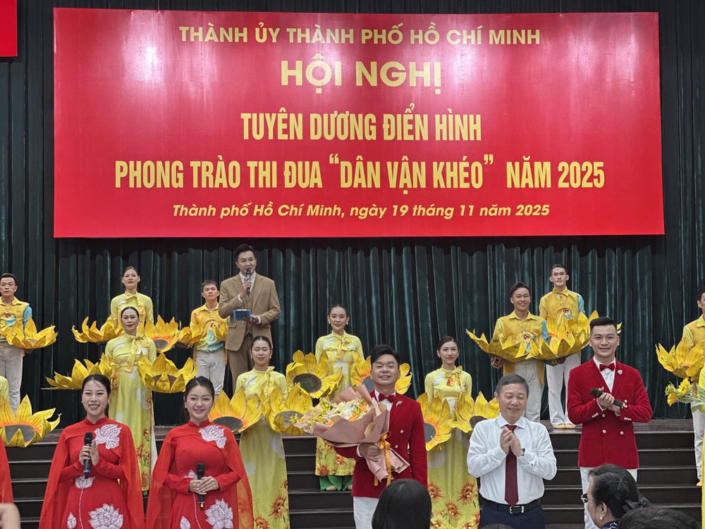 CT Hội nghị tuyên dương điển hình phòng trài thi đua Dân Vận Khéo năm 2025