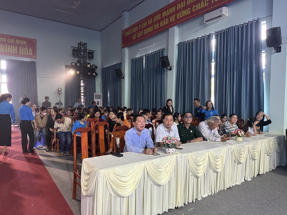 CT Quảng bá tác phẩm múa đạt giải thưởng tại phường Bình Dương